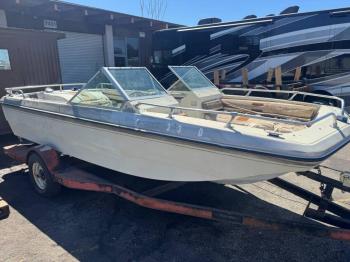  Salvage Galaxie Boats Tri-hull