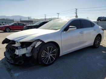  Salvage Lexus Es