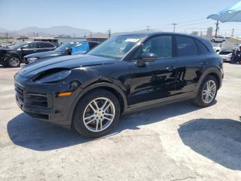  Salvage Porsche Cayenne