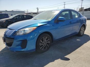  Salvage Mazda 3