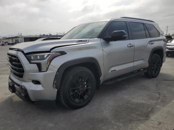  Salvage Toyota Sequoia
