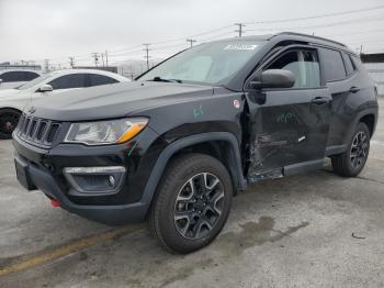  Salvage Jeep Compass