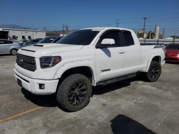  Salvage Toyota Tundra