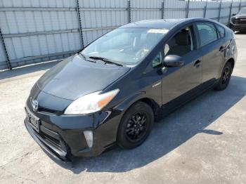  Salvage Toyota Prius