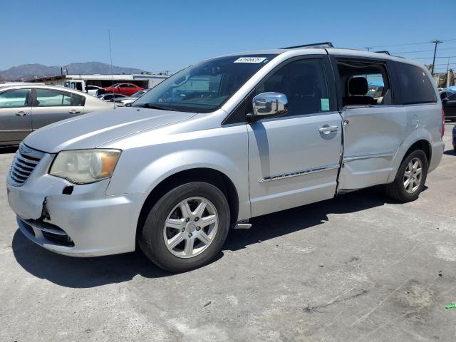 Salvage Chrysler Minivan