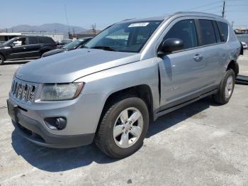 Salvage Jeep Compass