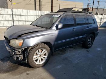  Salvage Toyota Highlander