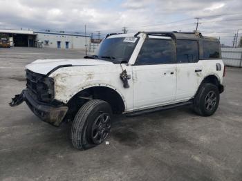  Salvage Ford Bronco