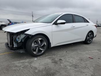 Salvage Hyundai ELANTRA