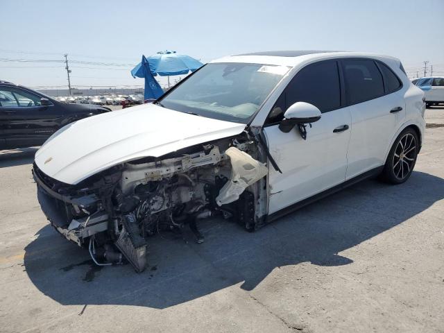  Salvage Porsche Cayenne