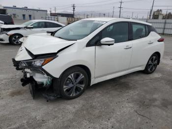  Salvage Nissan LEAF