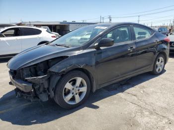  Salvage Hyundai ELANTRA