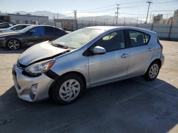  Salvage Toyota Prius