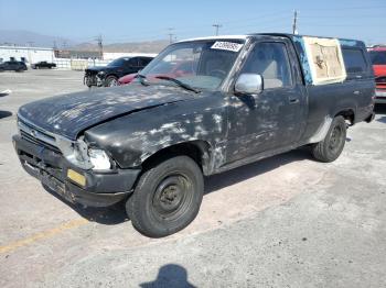  Salvage Toyota Pickup