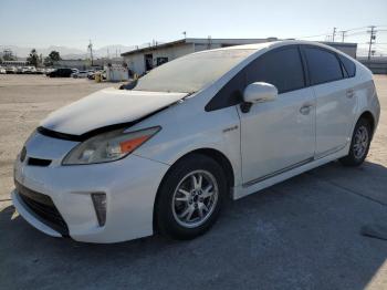  Salvage Toyota Prius