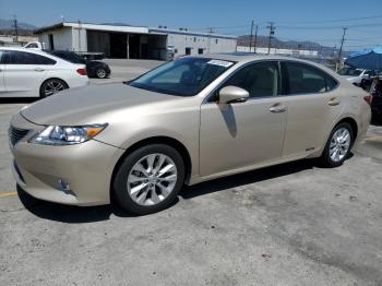  Salvage Lexus Es