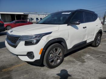  Salvage Kia Seltos