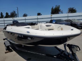  Salvage Bayliner Boat