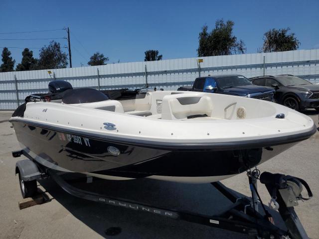  Salvage Bayliner Boat