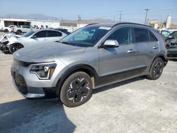  Salvage Kia Niro