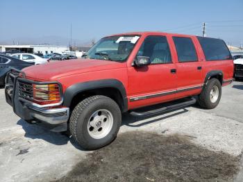  Salvage GMC Suburban