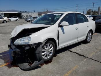  Salvage Volkswagen Jetta