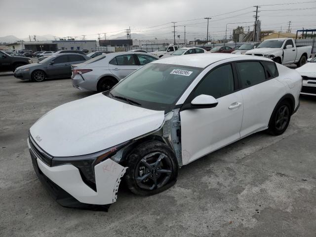  Salvage Kia K4 Lx