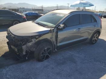  Salvage Kia Niro