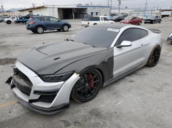  Salvage Ford Mustang
