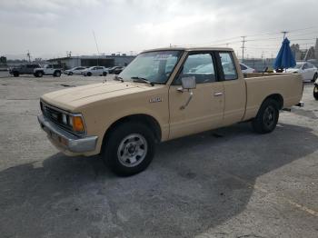  Salvage Nissan 720