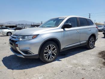  Salvage Mitsubishi Outlander