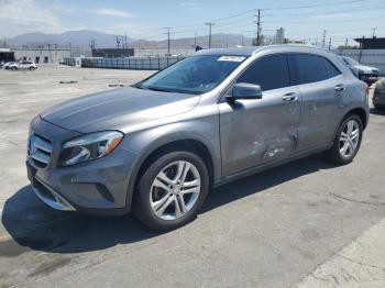  Salvage Mercedes-Benz GLA