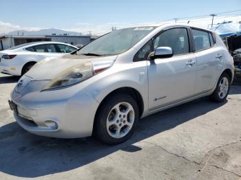  Salvage Nissan LEAF