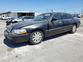  Salvage Lincoln Towncar
