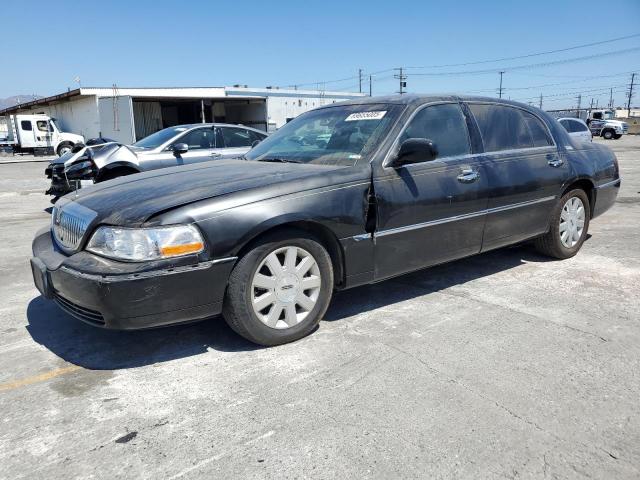 Salvage Lincoln Towncar