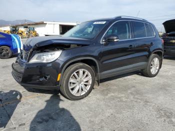  Salvage Volkswagen Tiguan