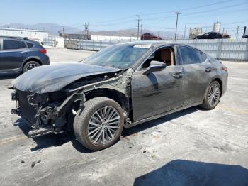  Salvage Lexus Es