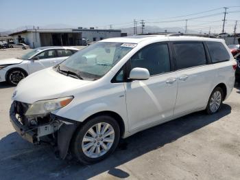  Salvage Toyota Sienna