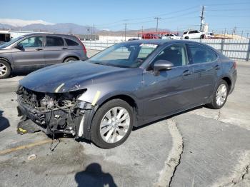  Salvage Lexus Es