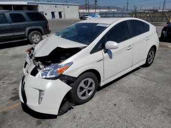  Salvage Toyota Prius