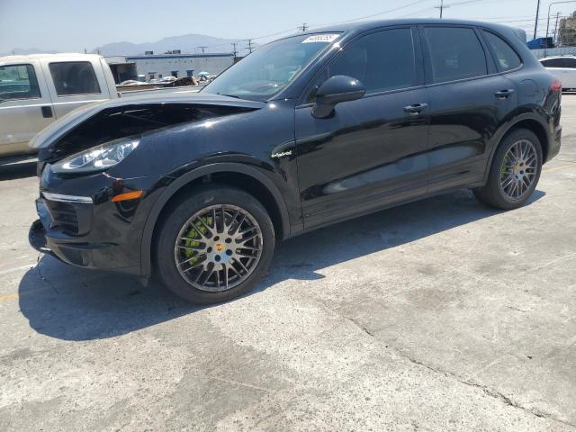  Salvage Porsche Cayenne