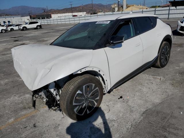  Salvage Kia EV6