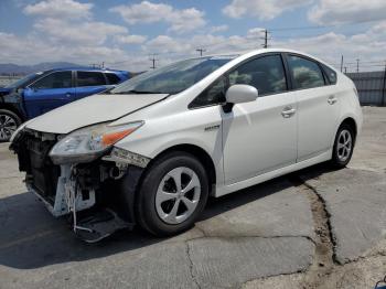  Salvage Toyota Prius