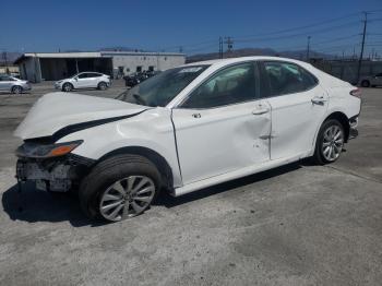  Salvage Toyt Camry