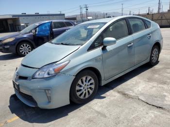  Salvage Toyota Prius