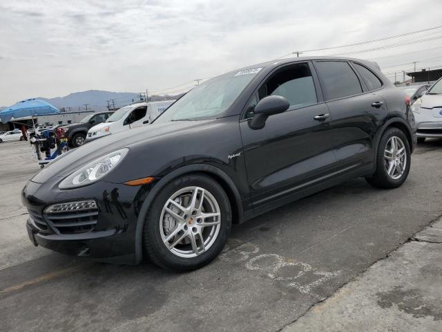  Salvage Porsche Cayenne
