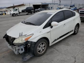  Salvage Toyota Prius