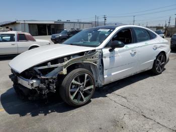  Salvage Hyundai SONATA