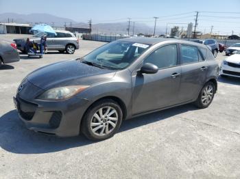  Salvage Mazda 3