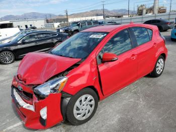  Salvage Toyota Prius